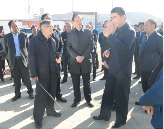 省委副書記、省長王建軍等領(lǐng)導(dǎo)一行視察海東工業(yè)園區(qū)臨空綜合經(jīng)濟(jì)園