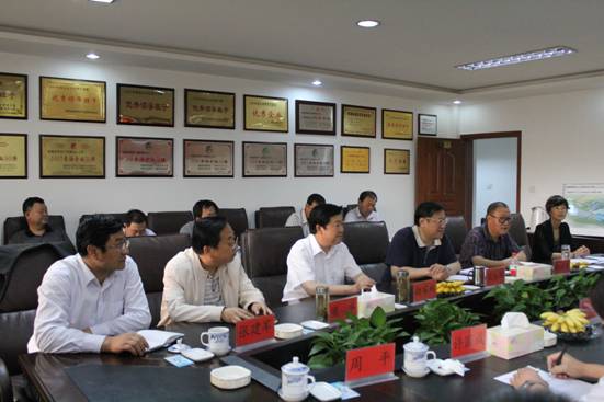 省委常委、副省長駱玉林實地考察物產(chǎn)集團&ldquo;雙百&rdquo;行動重點項目